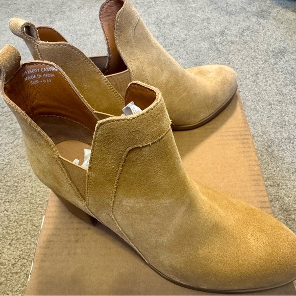 MIA Women's Tan Ankle Boots Sz 6 - Picture 6 of 16